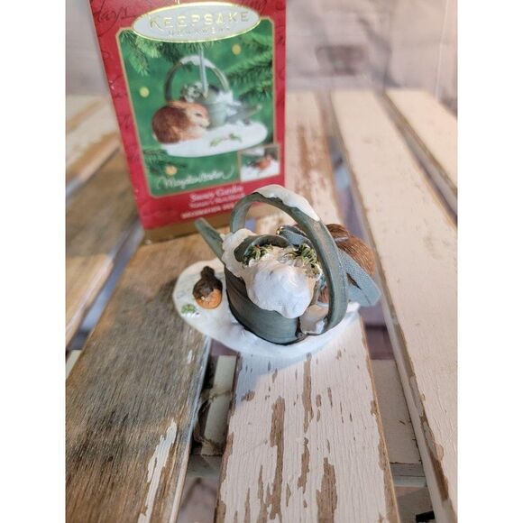 Hallmark Snowy Garden 2000 Ornament xmas rabbit bu - Picture 3 of 5